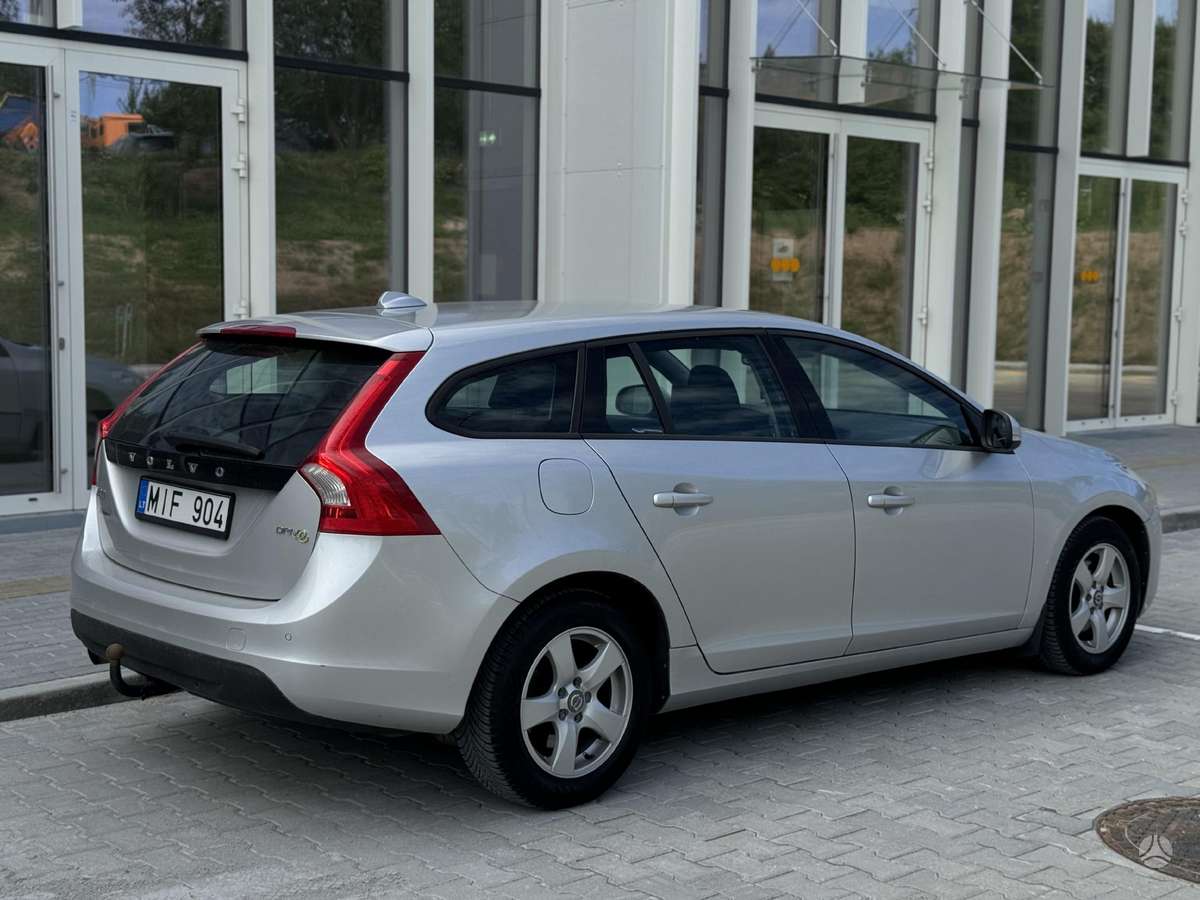 Volvo V60, 1.6 l., universalas