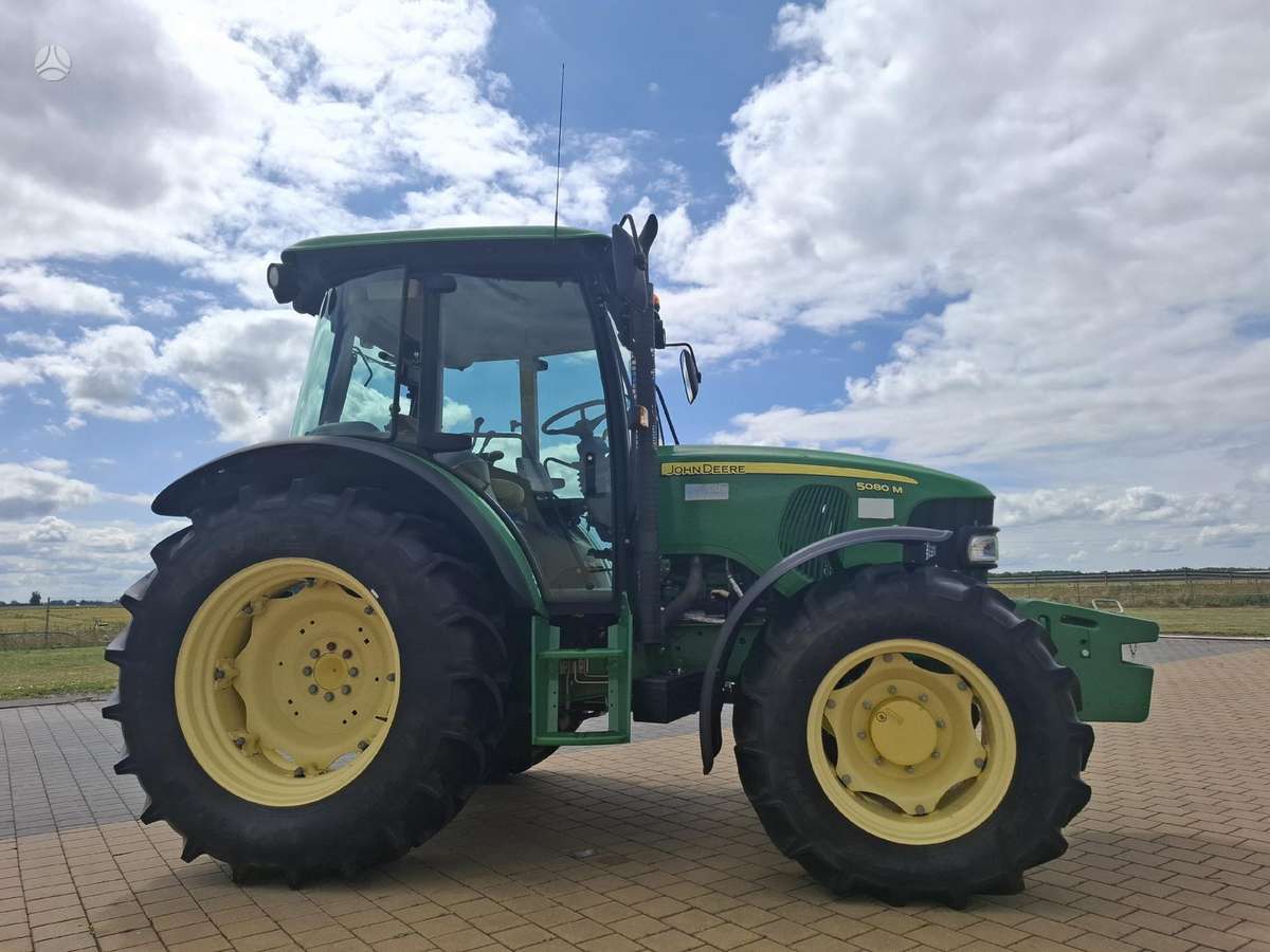 John Deere 5080M, тракторы