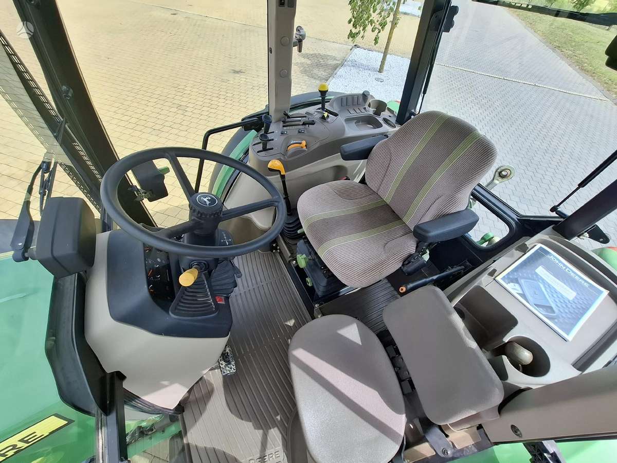John Deere 5080M, тракторы