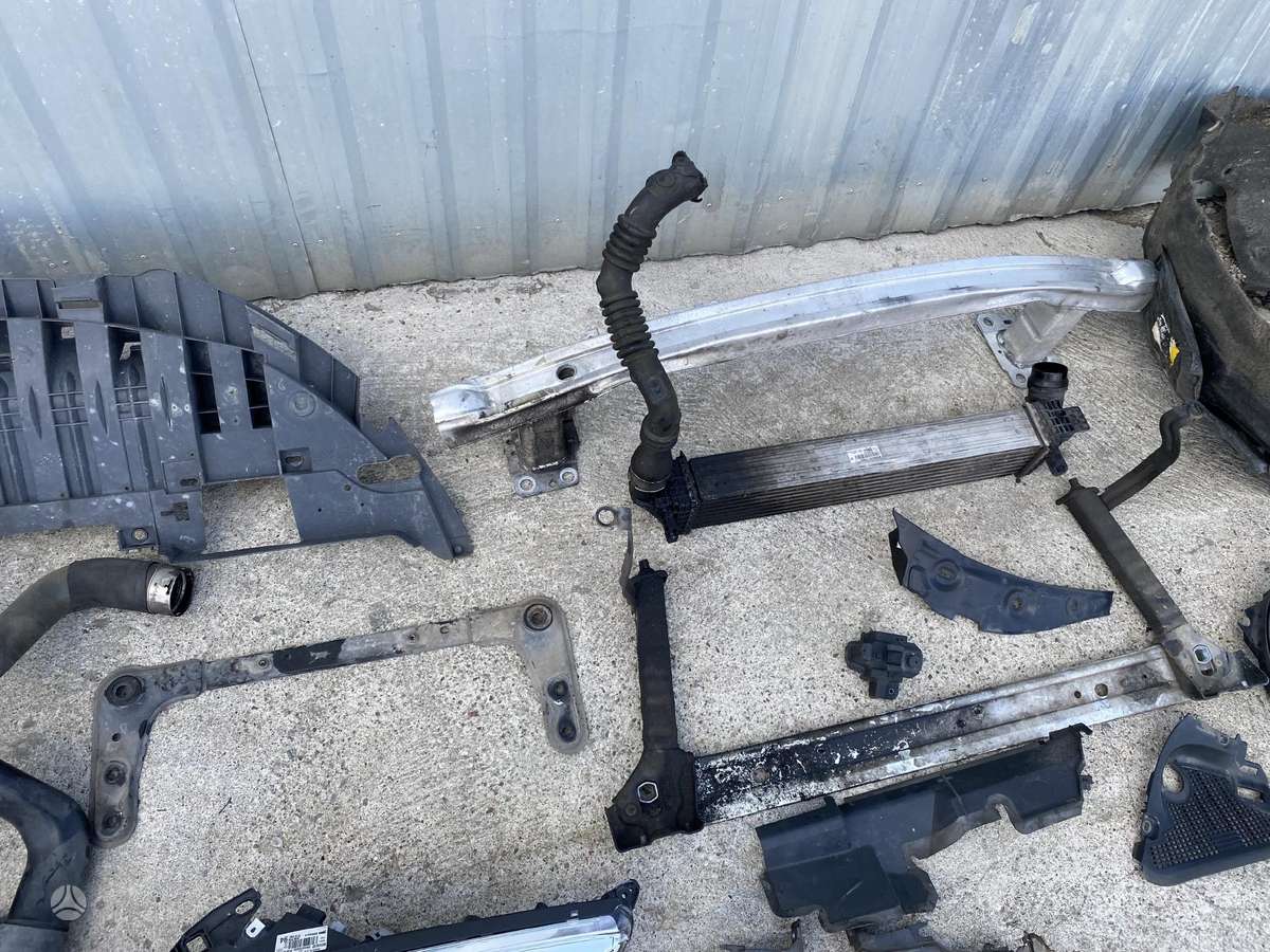 Renault Grand Scenic for parts