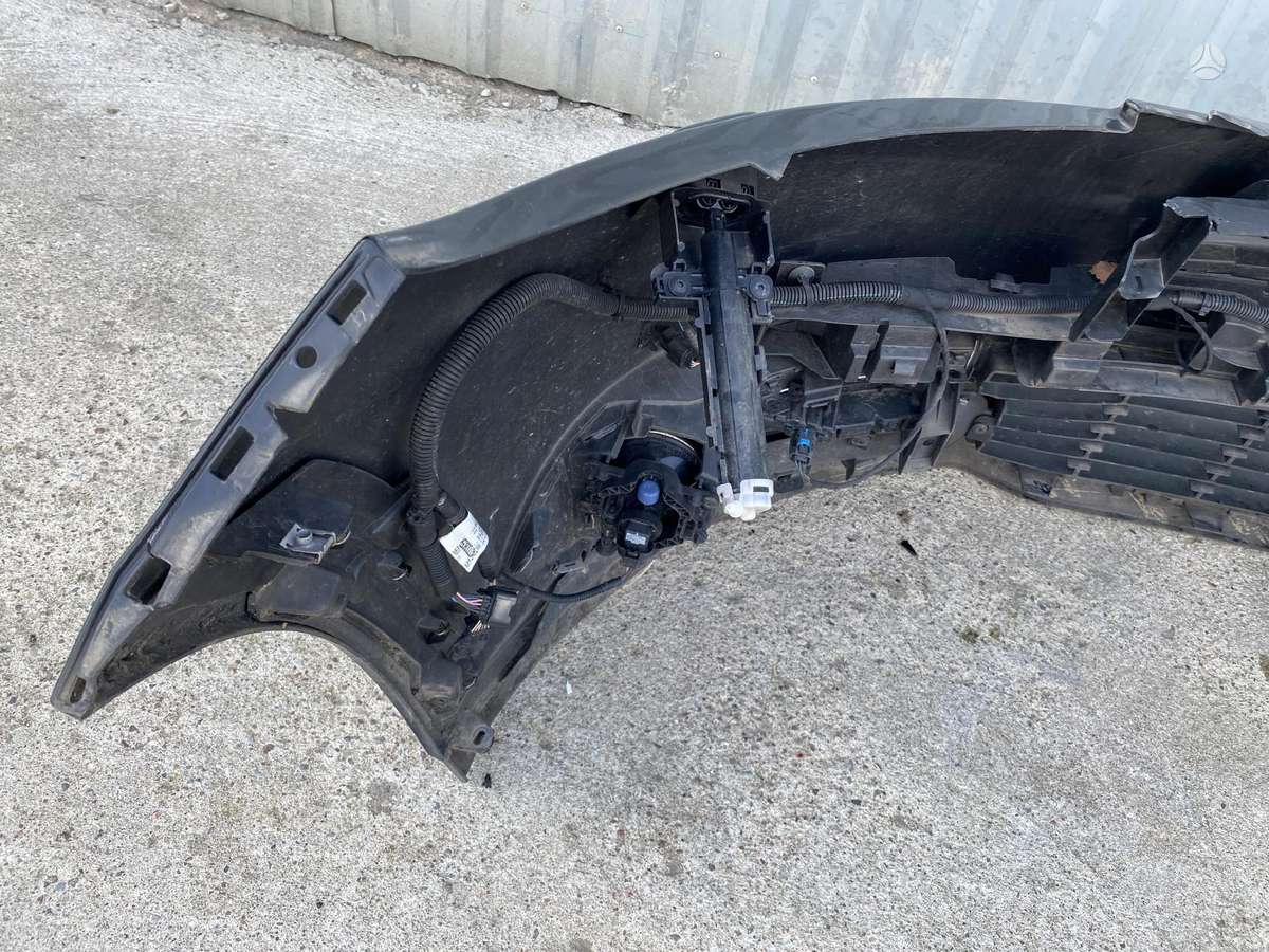 Renault Grand Scenic for parts