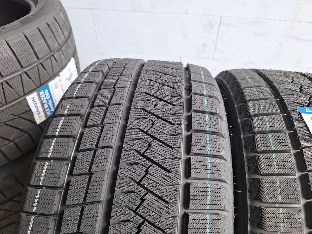 Triangle, all-season 245/40 R18