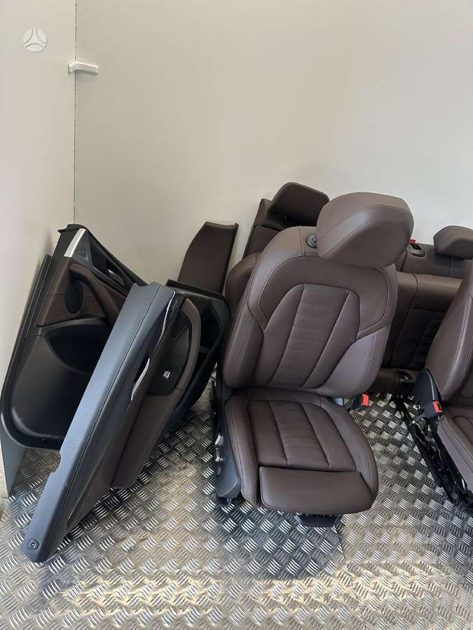 BMW X4 7km ventiliacija