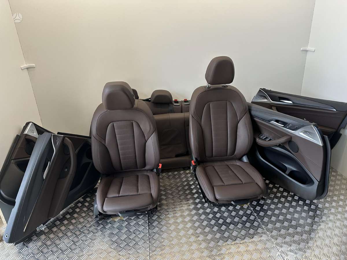 BMW X4 7km ventiliacija