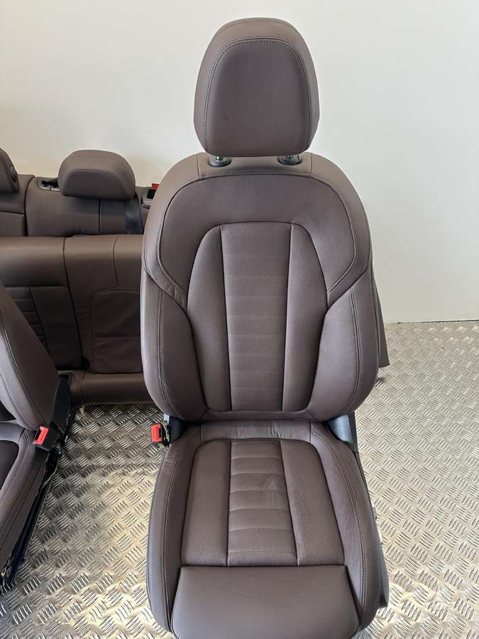 BMW X4 7km ventiliacija