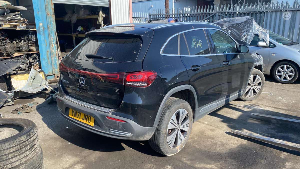 Mercedes-Benz EQA Dalimis elektra