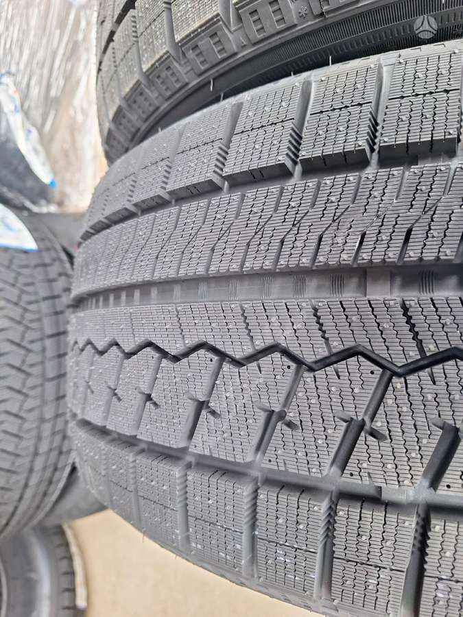 Sailun, winter 235/45 R17