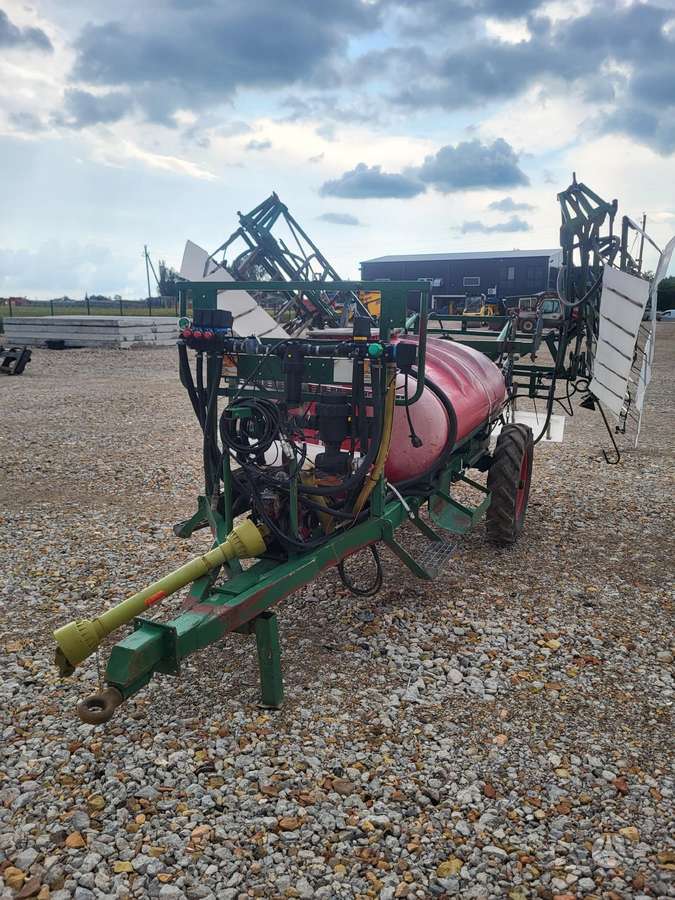 Moteska 1500, sprayers