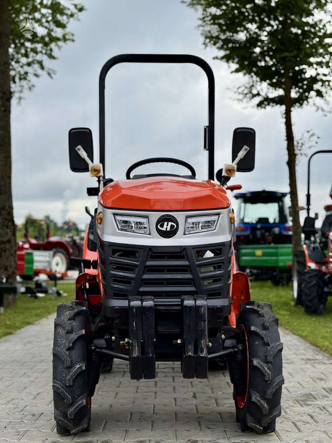 Hinomoto HM-3020, tractors