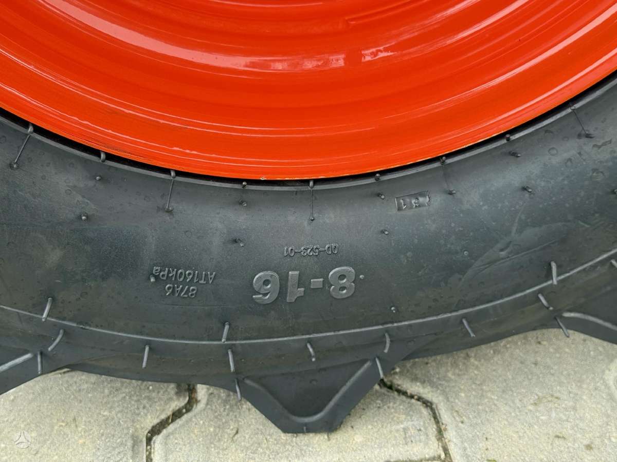 Hinomoto HM-3020, tractors