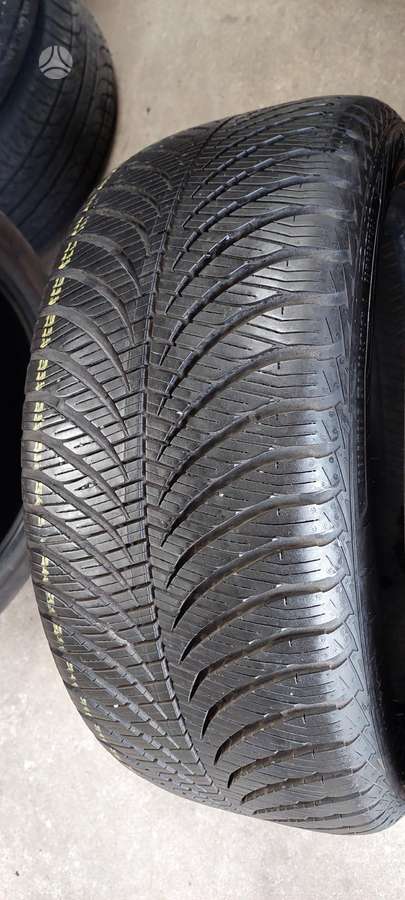 Goodyear, всесезонные 235/45 R17