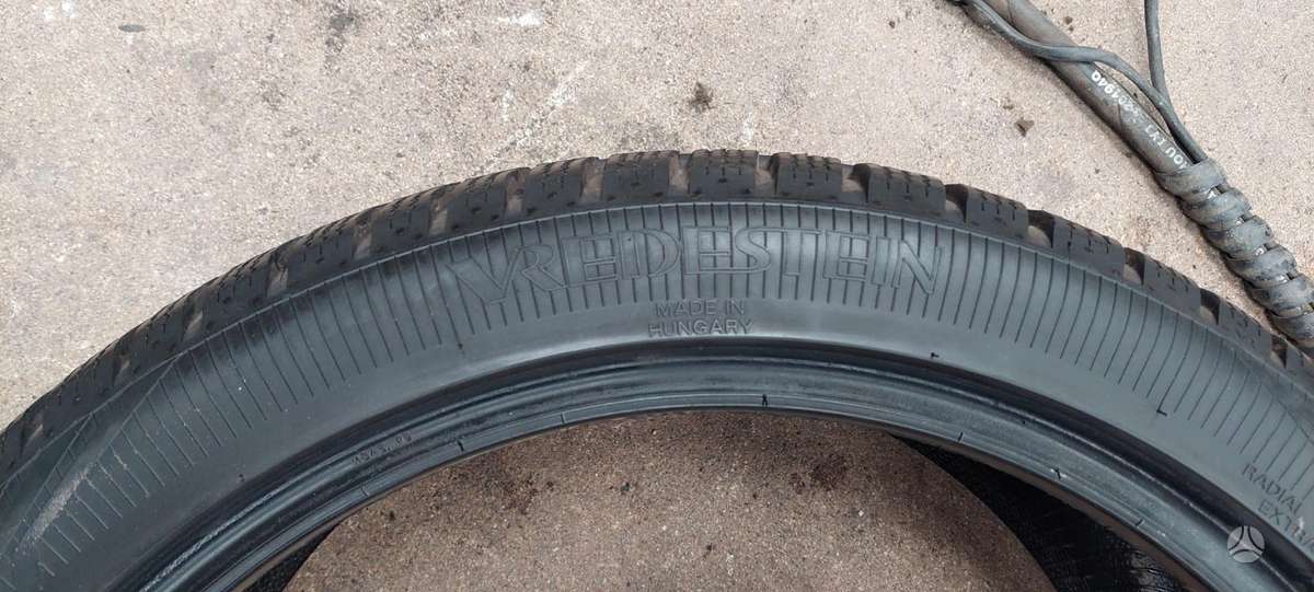 Vredestein, universalios 225/40 R18