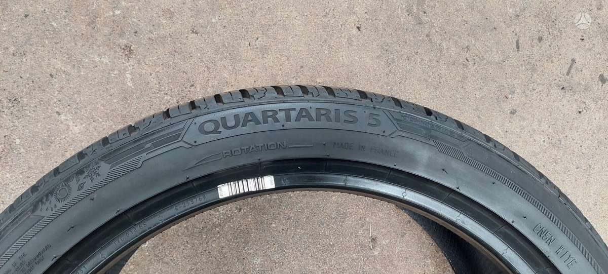 Barum, всесезонные 225/40 R18