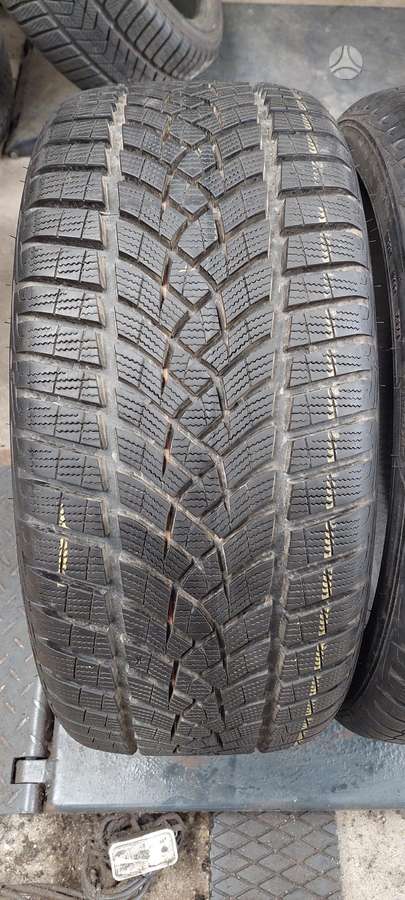Goodyear, зимние 225/40 R18
