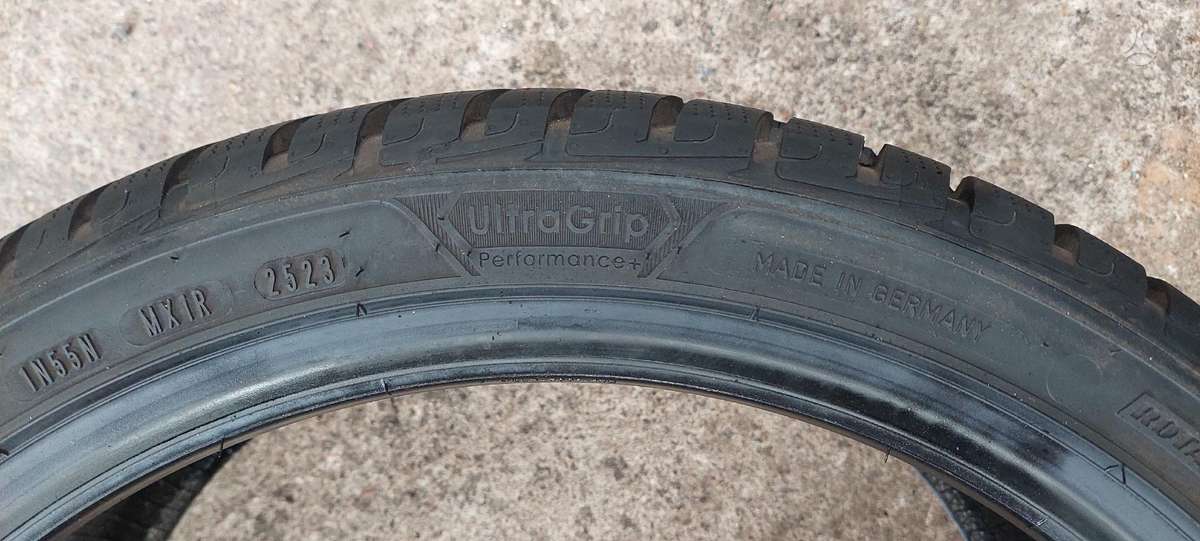 Goodyear, žieminės 225/40 R18