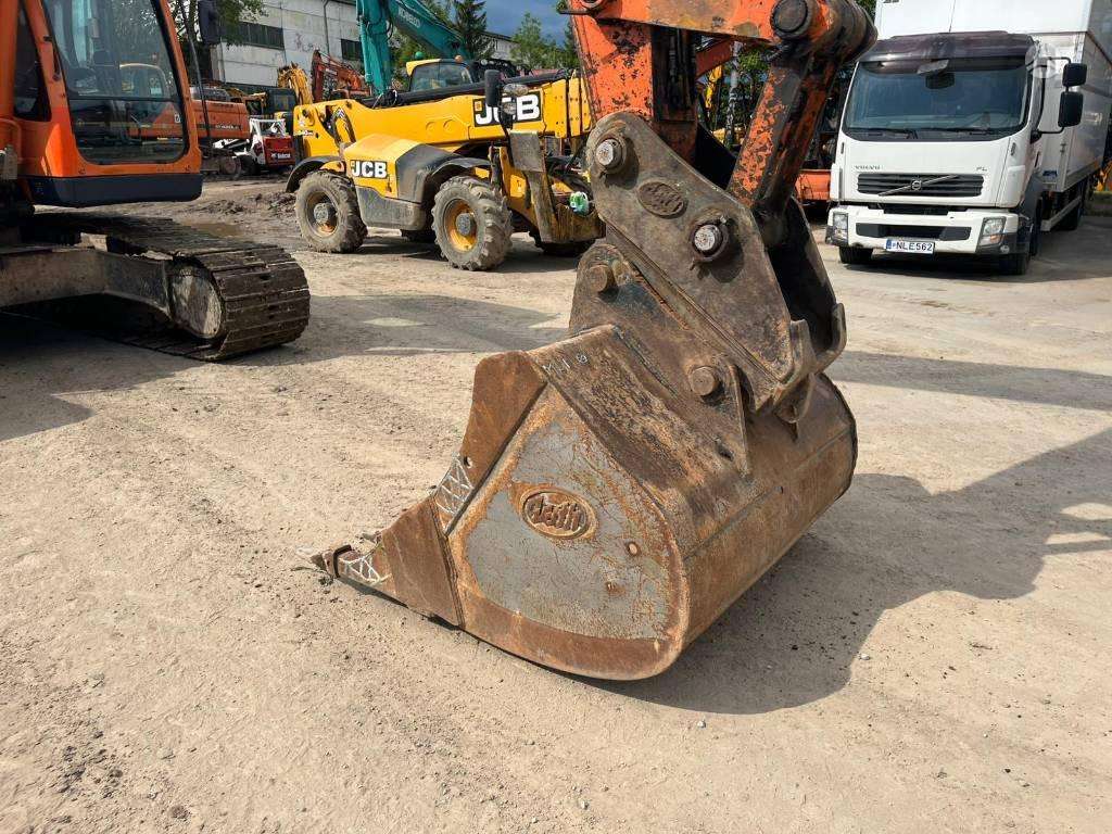 Doosan DX 225 LC, экскаваторы