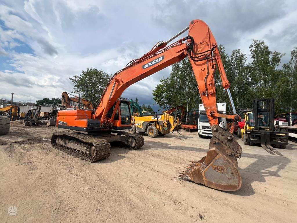 Doosan DX 225 LC, экскаваторы