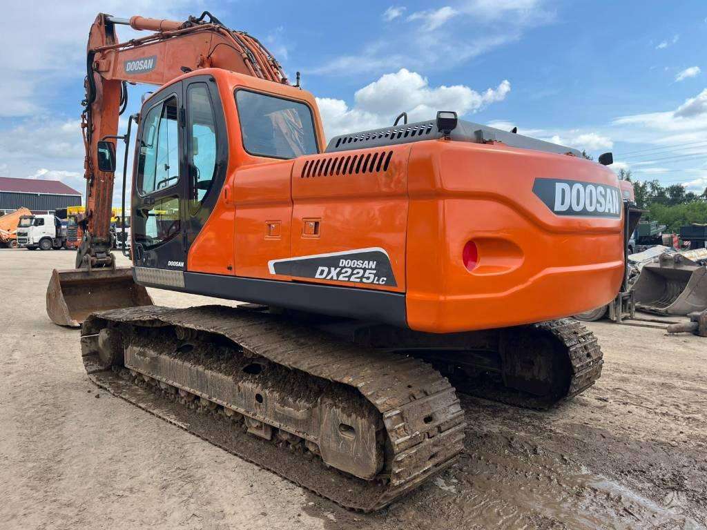 Doosan DX 225 LC, экскаваторы