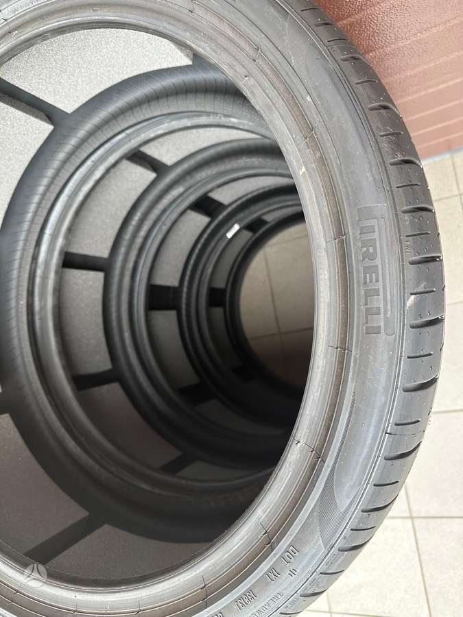 Pirelli P ZERO, vasaras 285/30 R21