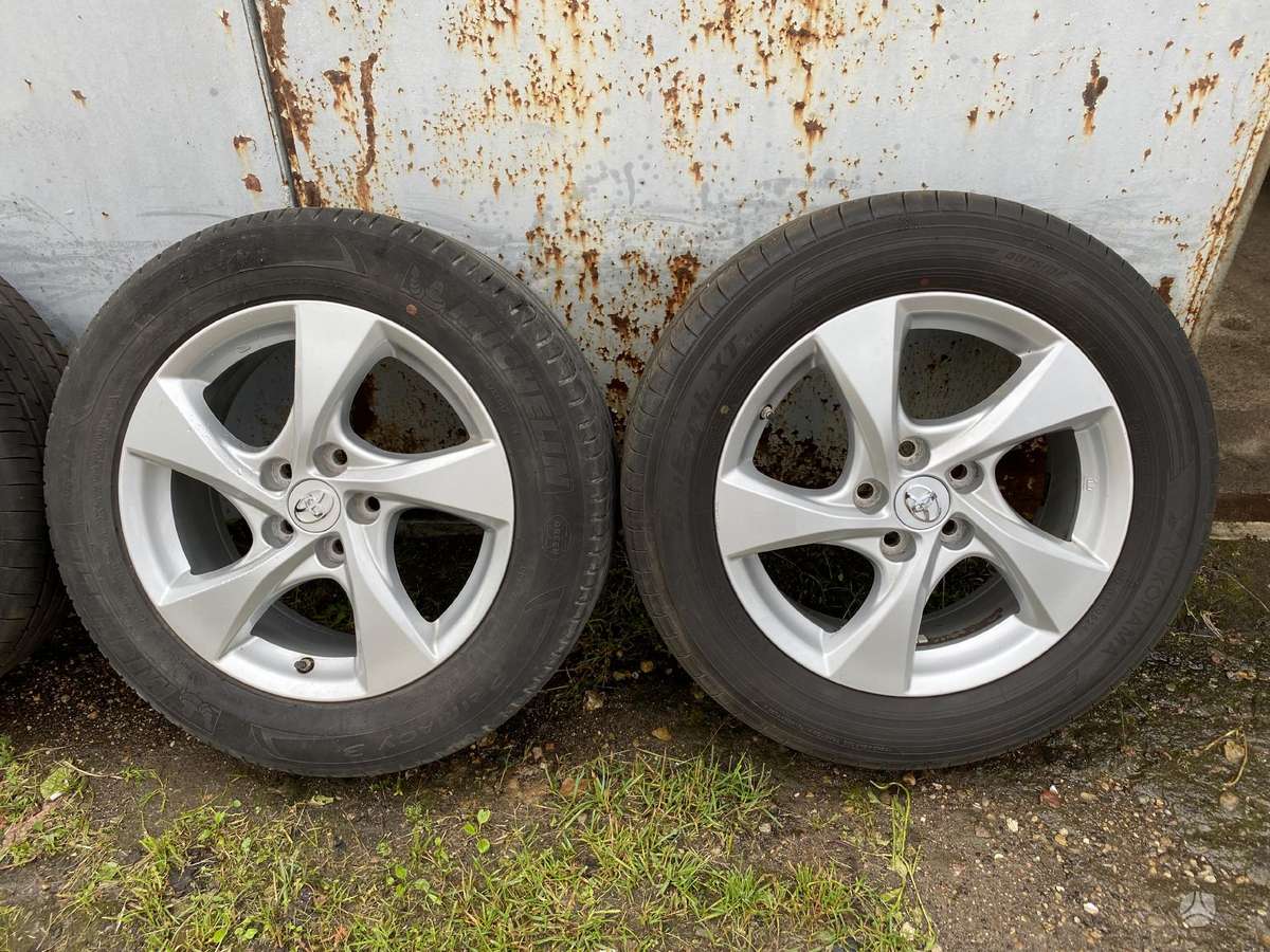 Toyota, lengvojo lydinio, R17