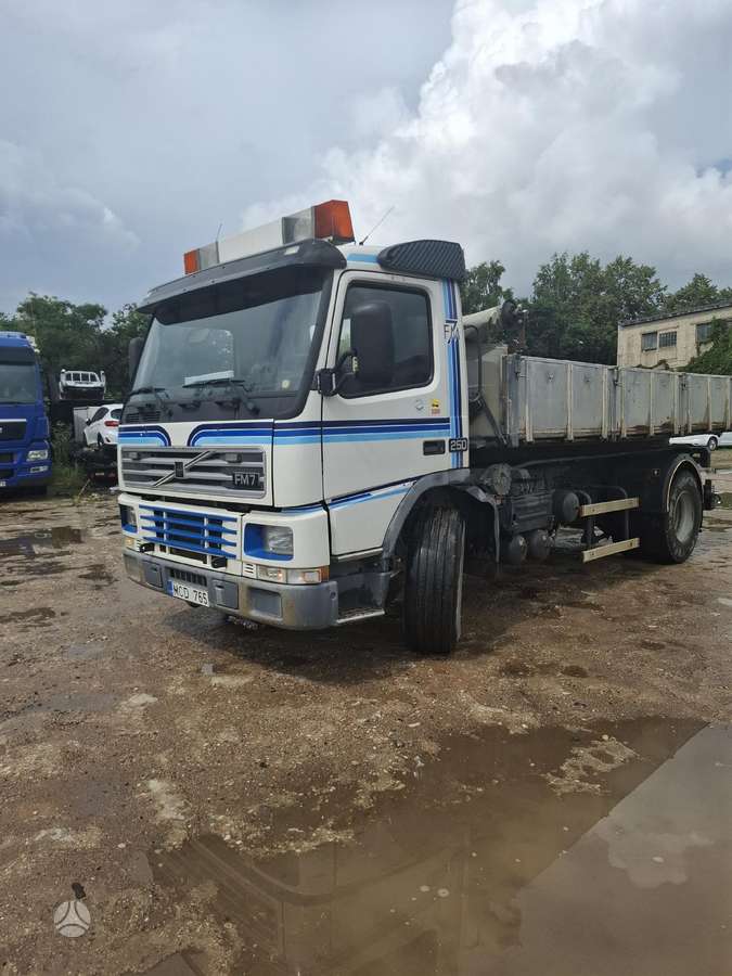 Volvo FM7, savivarčiai
