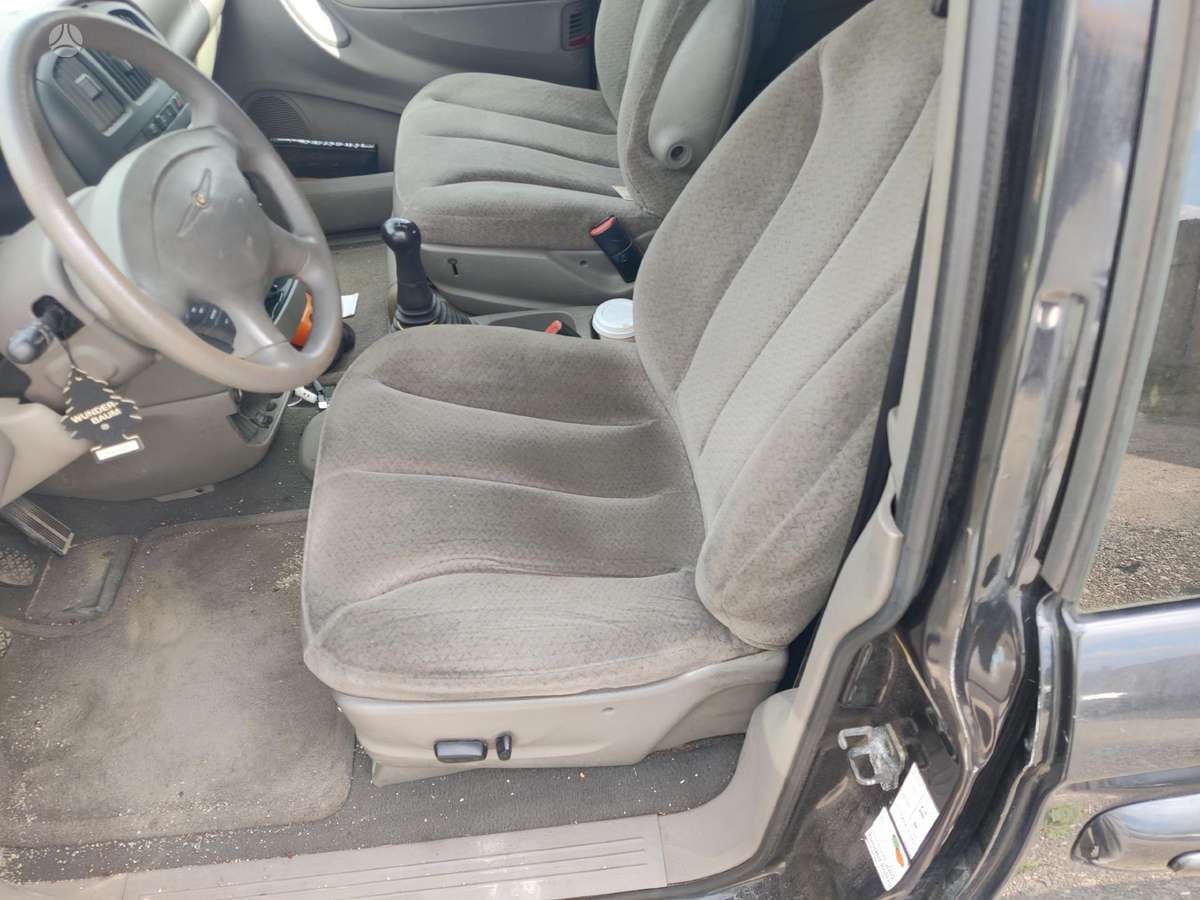 Chrysler Voyager