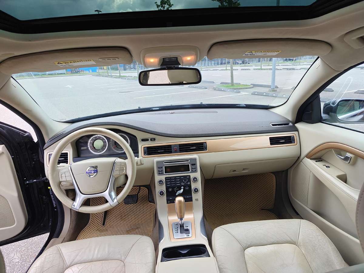 Volvo S80, 3.2 l., Седан