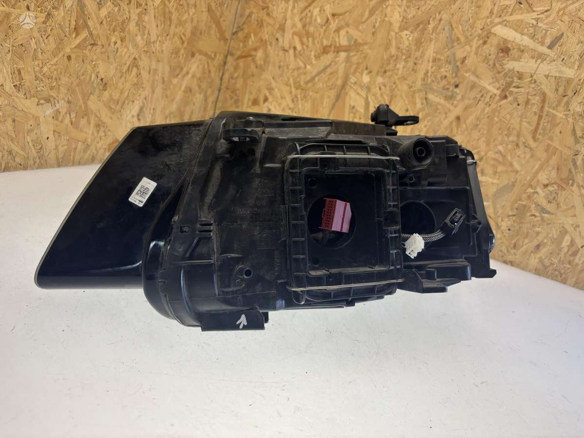 Audi Q5, 8R0941006B, Cen27321