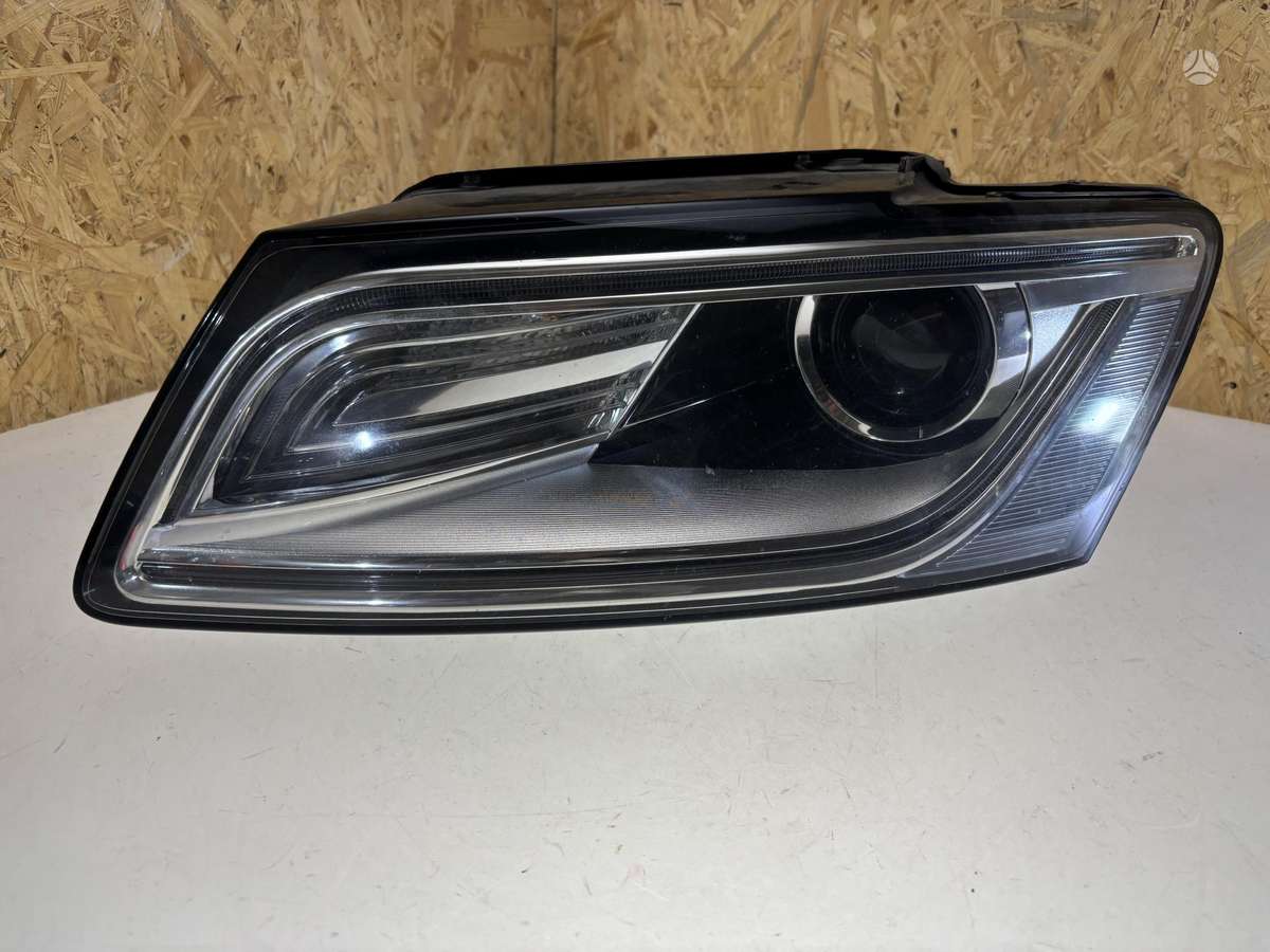 Audi Q5, 8R0941005D, Cen27322