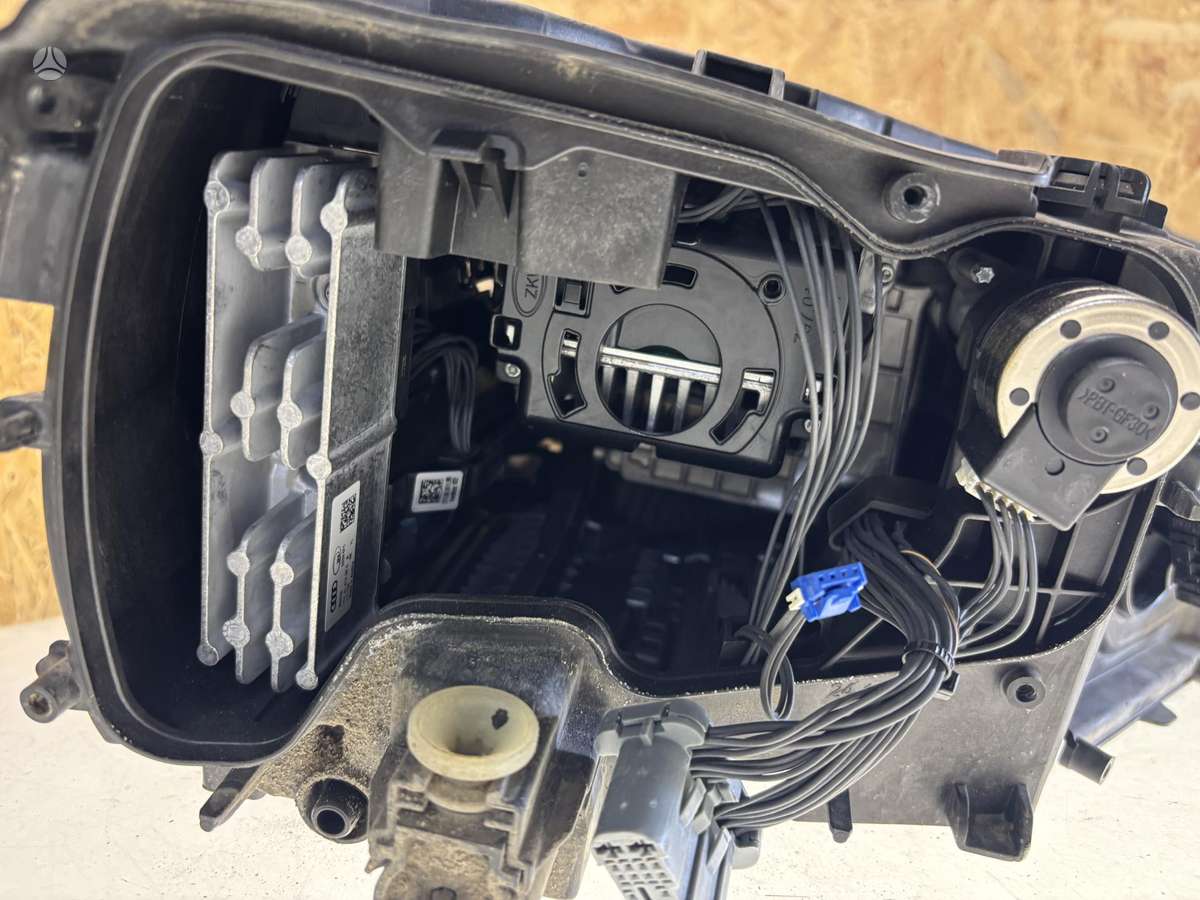 Audi Q7, 4M0941035C, Cen27329