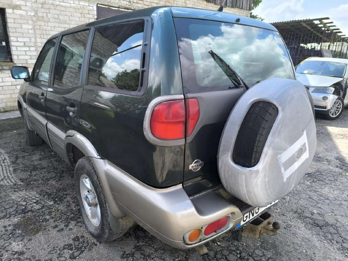 Nissan Terrano Dalis pristatome