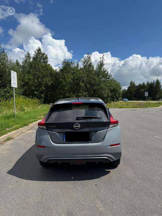 Nissan Leaf, 62 kWh, hatchback