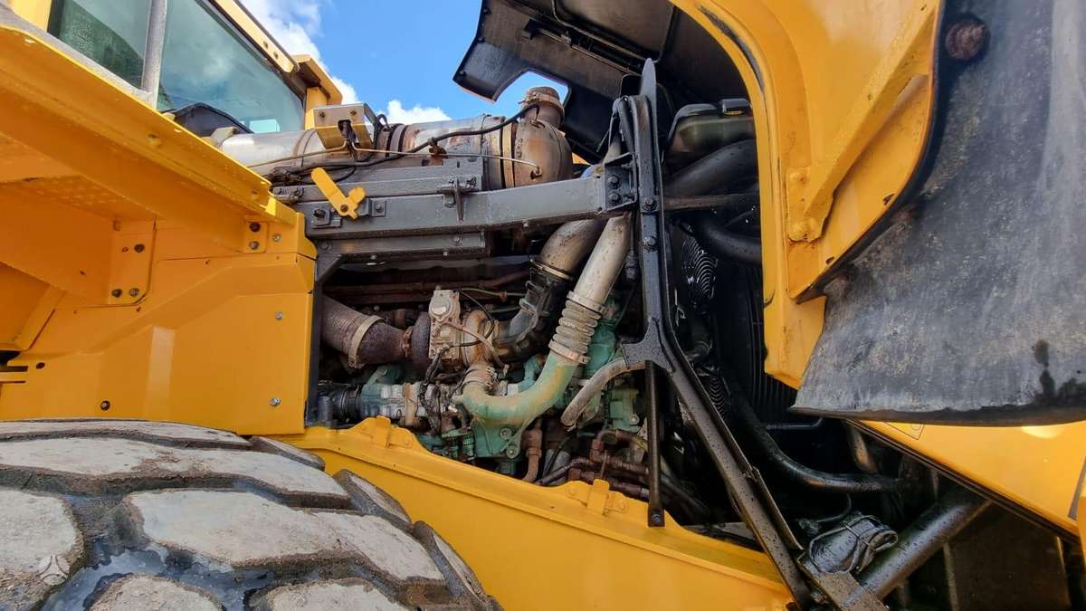 Volvo L180G, frontal loader