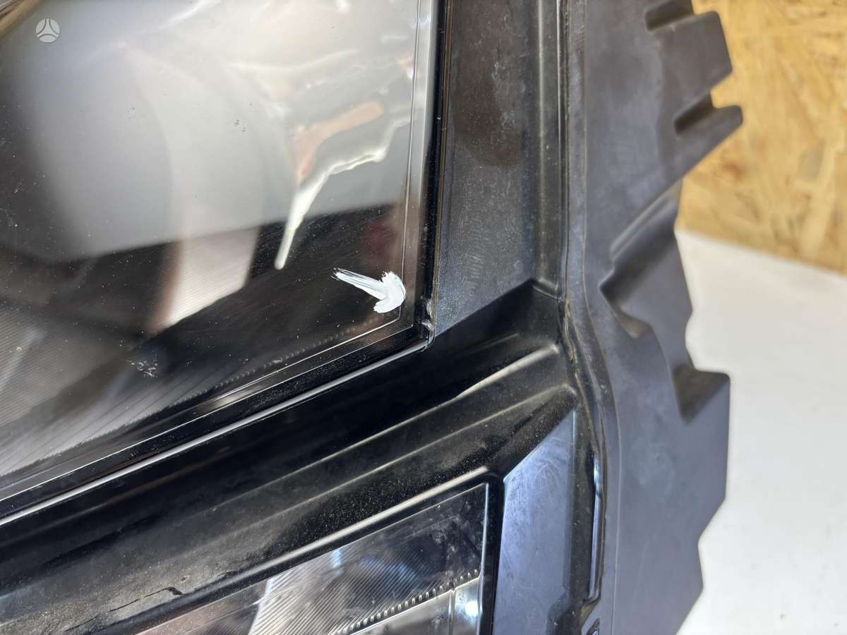 Skoda Karoq, 57B941015, Cen27367