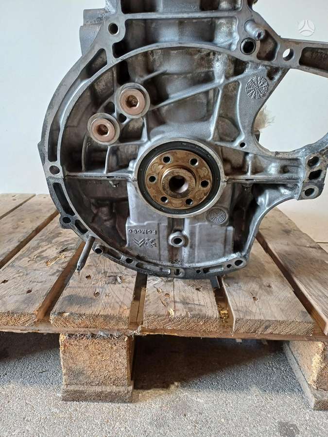 Peugeot Partner, YH01, engine