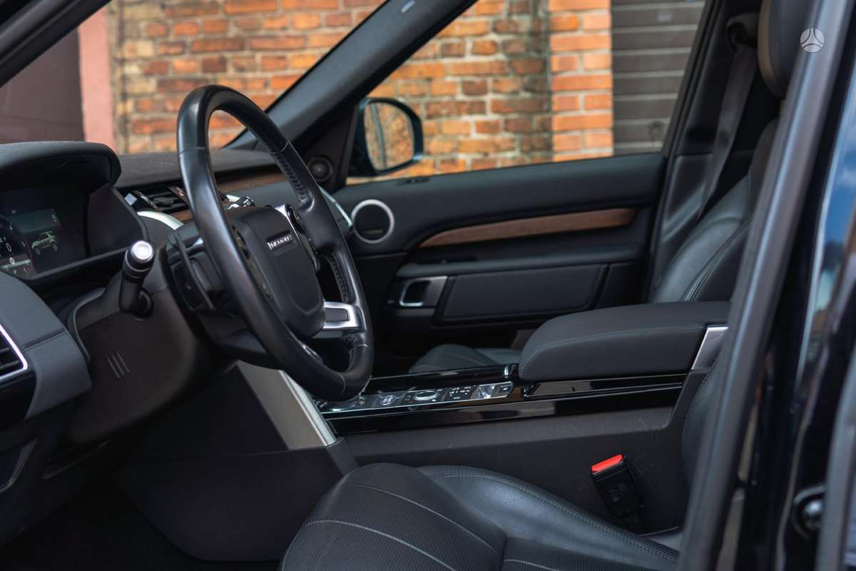 Land Rover Discovery, 3.0 l., off-road / crossover