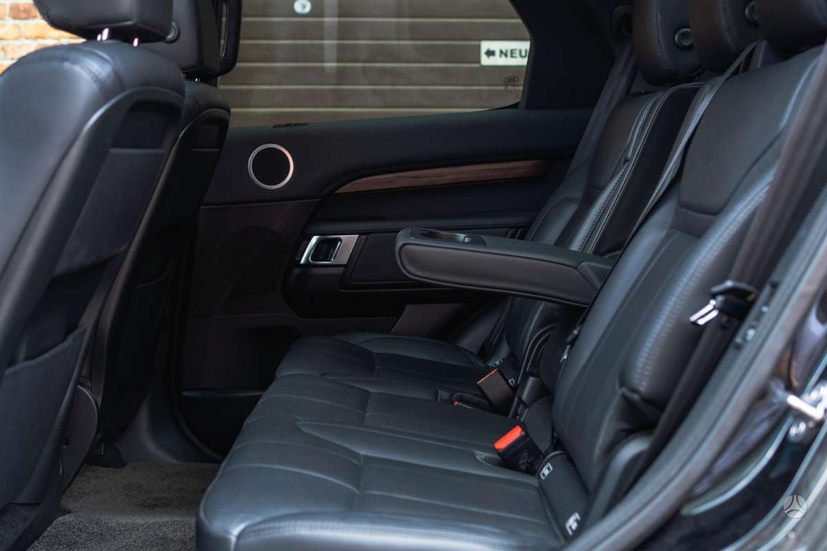 Land Rover Discovery, 3.0 l., off-road / crossover