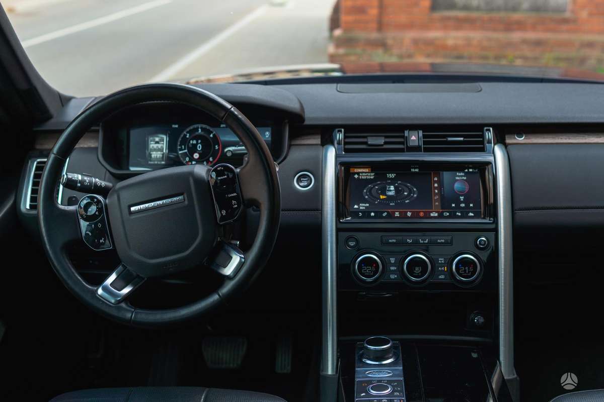 Land Rover Discovery, 3.0 l., off-road / crossover