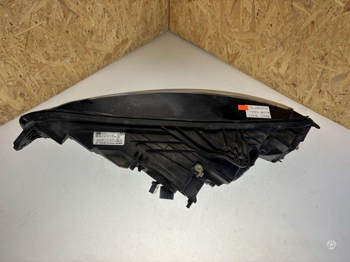 Volvo S60, 32338022, Cen27602