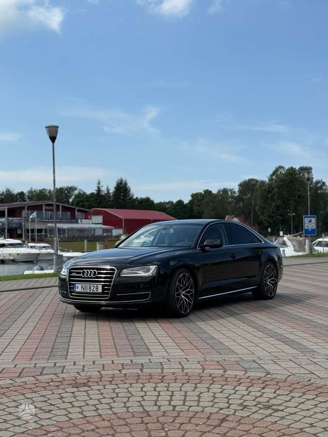 Audi A8, 3.0 l., sedanas
