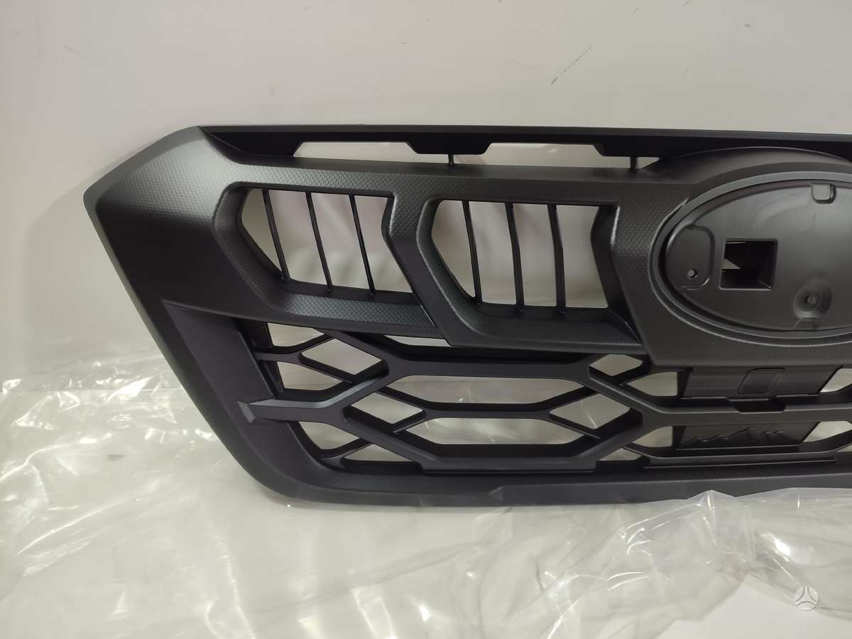 Subaru Outback, 91121AN29A 57704AN20A, front grill