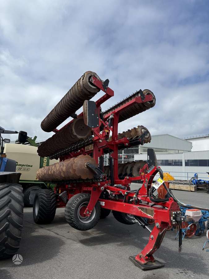 SMS Superior G800, žemės dirbimo / ruošimo technika