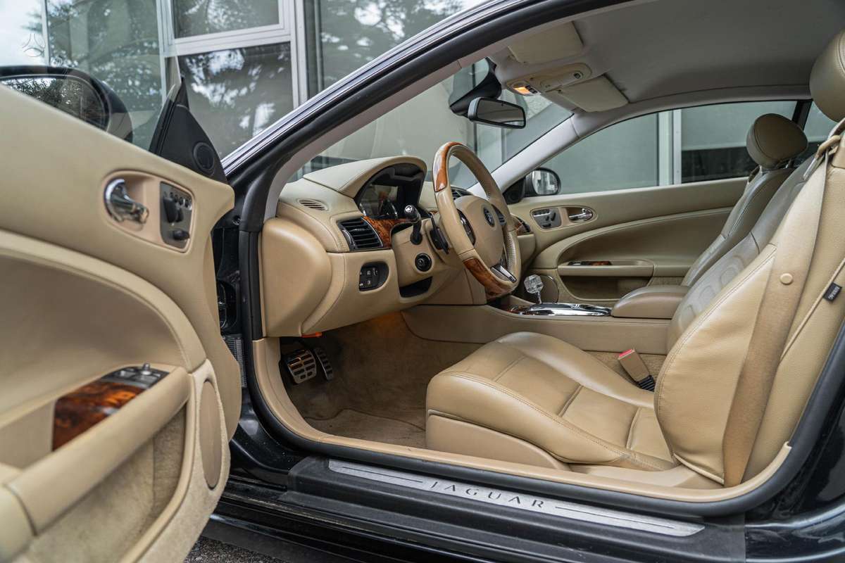 Jaguar XKR, 4.2 l., coupe