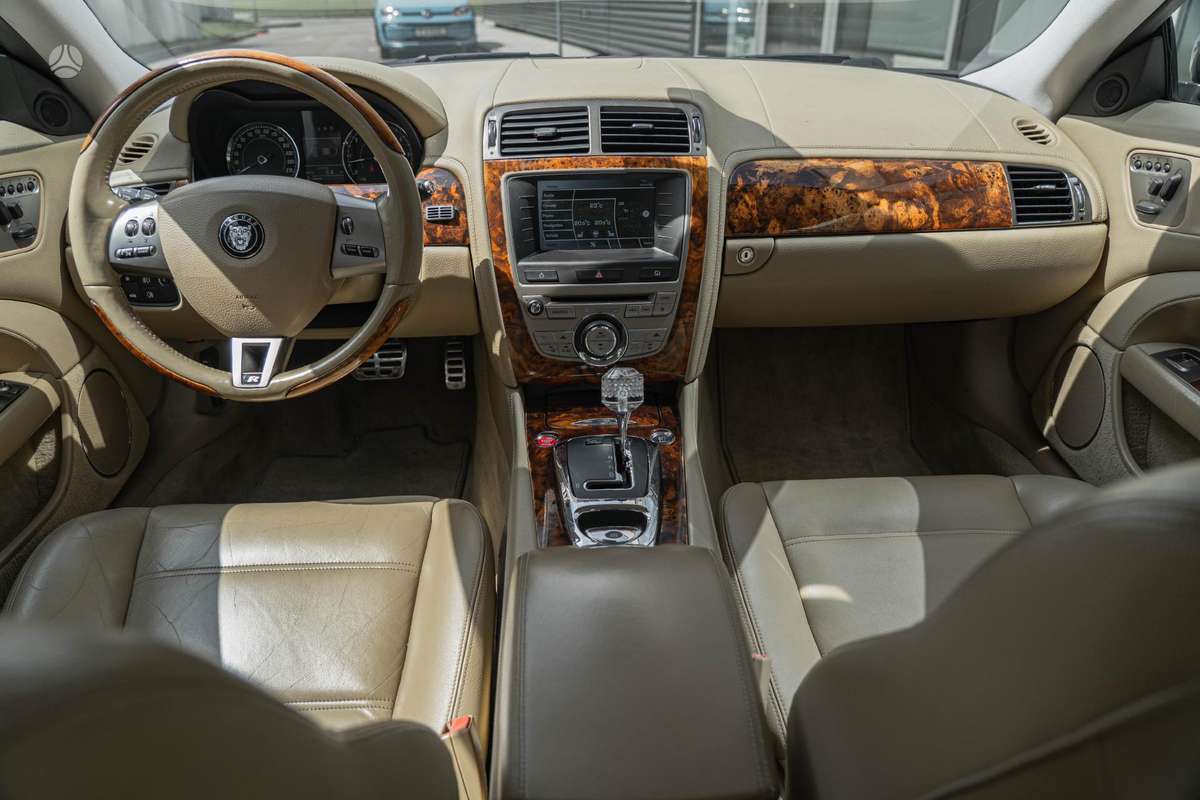 Jaguar XKR, 4.2 l., coupe