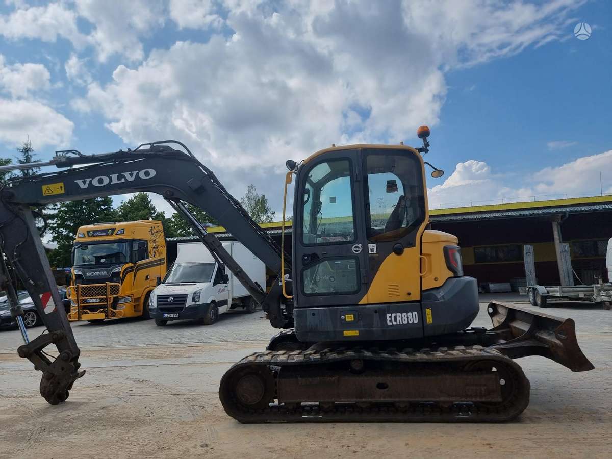Volvo ECR 88D, excavator