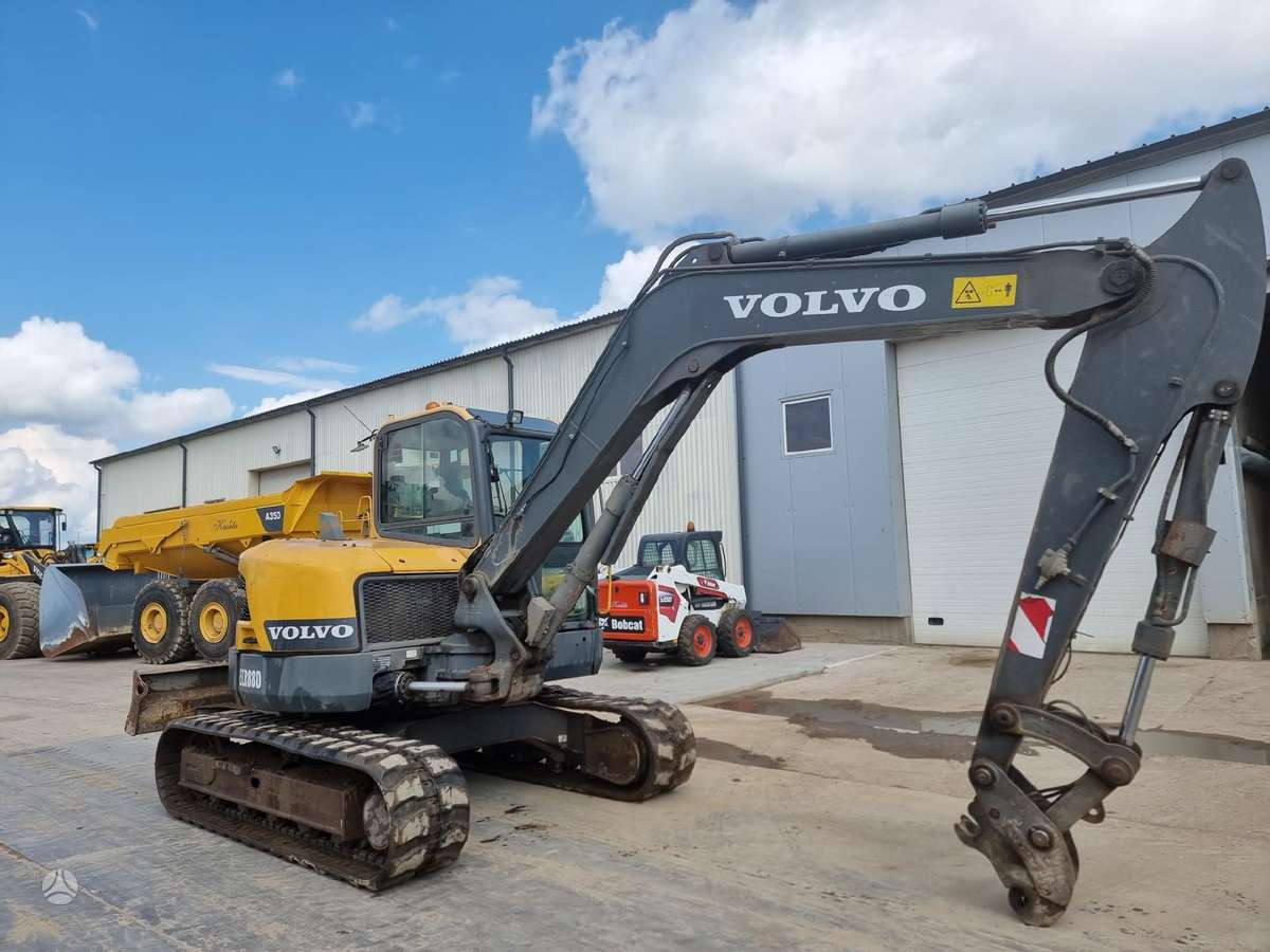 Volvo ECR 88D, ekskavatoriai