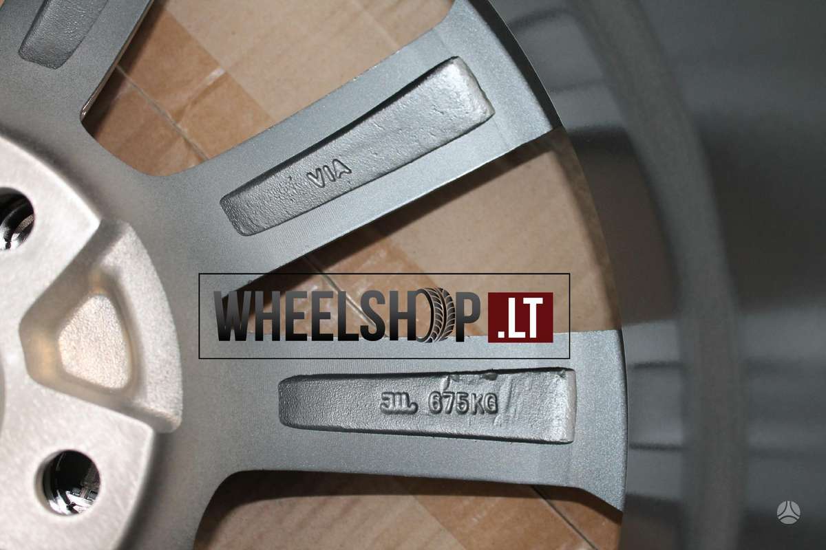 Audi EU-XF562 MG, light alloy, R18