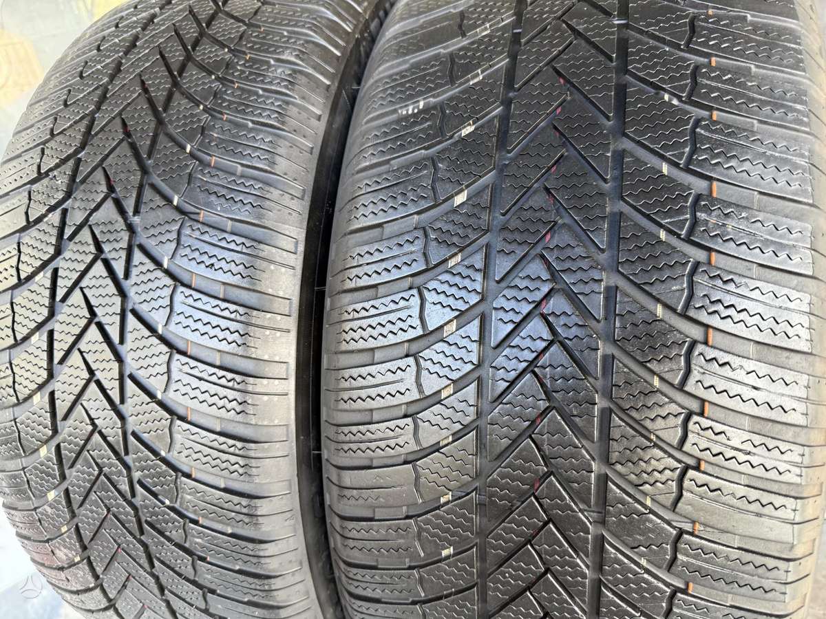 Bridgestone Blizzak lm005, winter 255/45 R20