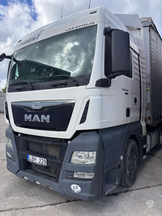 MAN TGX, double sleeper