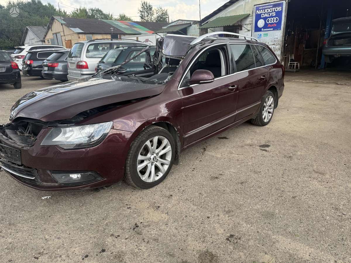 Skoda Superb Variklis cff minsko pl 33a 5 angaras